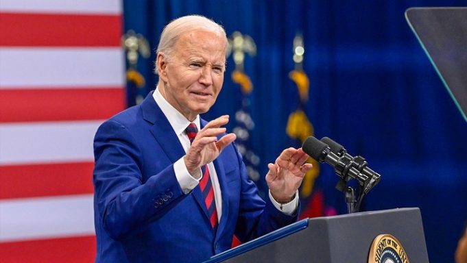 Biden conmuta penas a 37 de 40 condenados a muerte