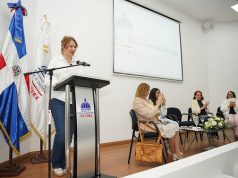 Homenajean Creadoras por el Día Mundial de la Poesía