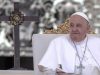 ¿A quién donó Francisco sus posesiones?