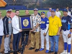 Los Hidalgos y Antifludes ganan en apertura softbol vendedores farmacéuticos