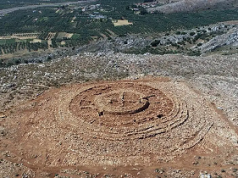 Asombra extraña estructura hallada en Grecia