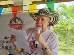 «Poneos de pie ahijados queridos…»