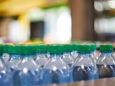 ¿Por qué es peligroso beber agua embotellada?