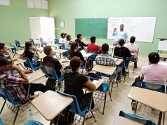 Estudiantes acuden al primer día clase en UASD Santiago