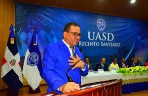 Carlos Arroyo optará por la Subdirección Académica UASD Santiago