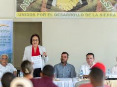 Plan Sierra y Fondo Agua firman acuerdos con productores