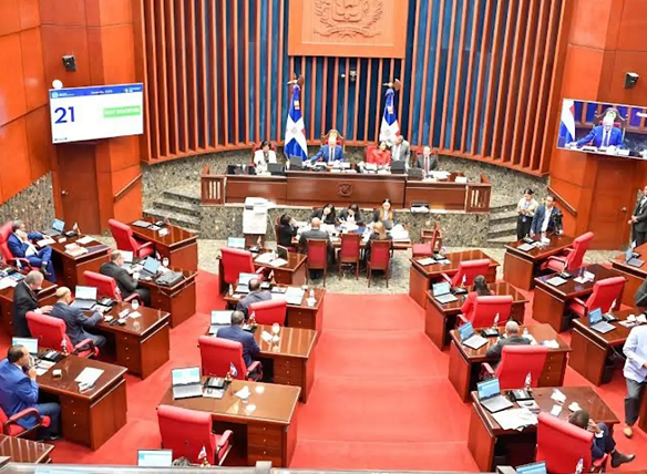 La Asamblea Revisora en plena sesión.