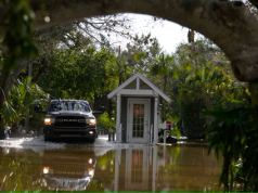 Residentes de Florida se recuperan