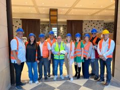 Clúster Turístico Santiago realiza visita instalaciones Hotel Curio Collection By Hilton