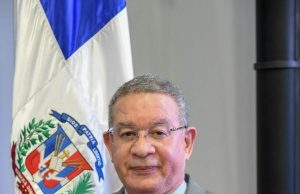 Exige acciones contra la corrupción y la inmigración ilegal