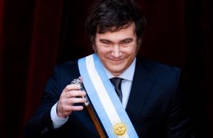 La ‘motosierra’ de Milei cumple un año en Argentina