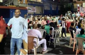 Fundación agasaja a 300 niños de Cristo Rey en RD