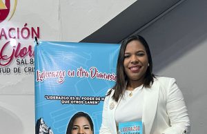 Pone a circular libro «Liderazgo en Otra Dimensión”