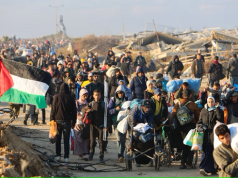 Palestinos regresan a la ciudad de Gaza