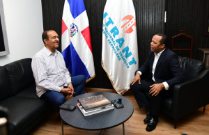 Acuerdan no transferir aumento del peaje al pasaje