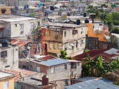 Revela el 50% de los dominicanos vive por debajo de la pobreza