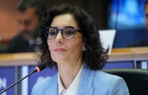 Europa pide a ciudadanos acumular alimentos