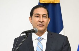 Iván Gastón impartirá en Santiago charla “Visión Histórica Geopolítica de la Española”