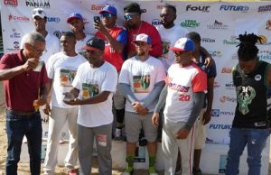 Los Rebeldes ganan en softbol Festival Deportivo Semana Santa 2025