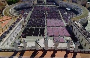 VIDEO: 200 mil personas presencian funeral papa Francisco