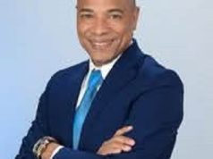 Solicita investigar denuncias de corrupción contra congresista Adriano Espaillat