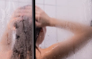 ¿Es mejor ducharse de día o de noche? La ciencia responde