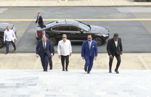 RaYosX: ¿Un fó al canciller ruso?
