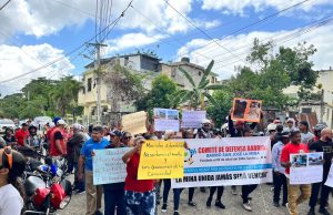 En San José La Mina marchan por incumplimiento de promesas
