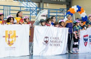 Unió a colegios y familias en una competencia de patinaje artístico