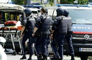 10 muertos en ataque a escuela en Austria