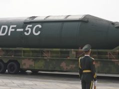 China muestra misil balístico que cubre todo el planeta