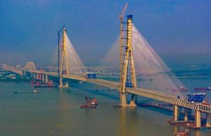 China inaugura puente de 10,3 kilómetros