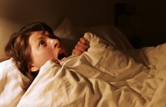 Alimentos que pueden afectar el sueño y provocar pesadillas