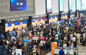Declive de los servicios públicos y vergüenza en la puerta