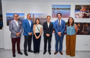 Alianza Francesa de Santiago inaugura exposición FOTOMAR