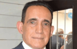 Periodista llama a votar por Mandani