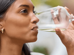 Comprobado: el alcohol afecta más a las mujeres. ¿Por qué?