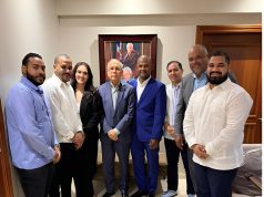 Regidores del PLD Santiago visitan a Danilo Medina