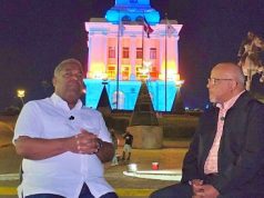 Tony Peña Guaba sacude el debate