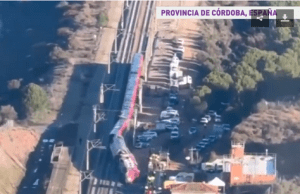 Van 39 muertos en choque de dos trenes en España