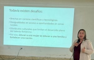 Resalta papel de la educación y liderazgo femenino en el desarrollo nacional
