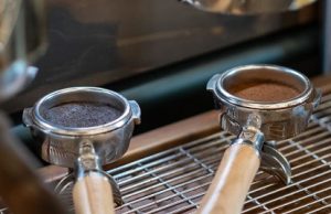 Científicos hallan inesperado uso para residuos del café