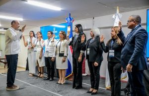 Juramentan Comisión de Integridad Gubernamental y Cumplimiento Normativo