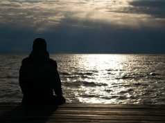 Estudio: ¿estar solo empeora la memoria con el tiempo?