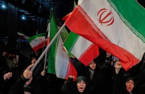 Irán reprende a la UE; revela avance negociaciones con EE.UU.