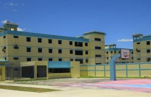 RaYosX: Las Parras y su primer round