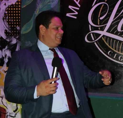 Victor Mencía