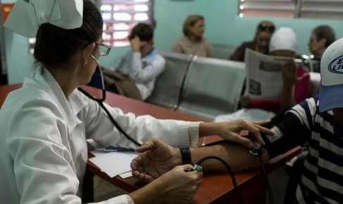 cuba-sector-salud-bloqueo01