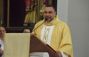 Sacerdote Regino Collado afirma defensa de la vida debe anteponerse a cualquier interés