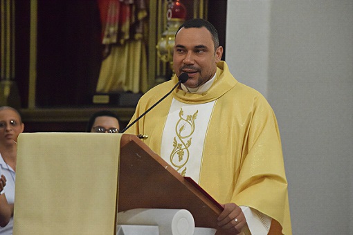 Sacerdote Regino Collado